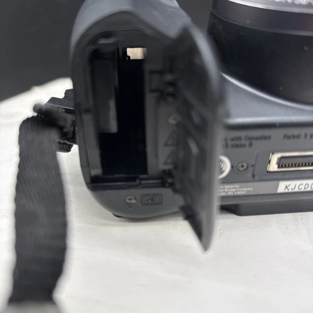 Kodak EasyShare 10X Digital Zoom Camera DX7590 5.0MP ~ Works Great! ~ Excellent!